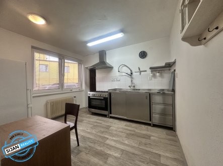 Pronájem domu/vily, 85 m²