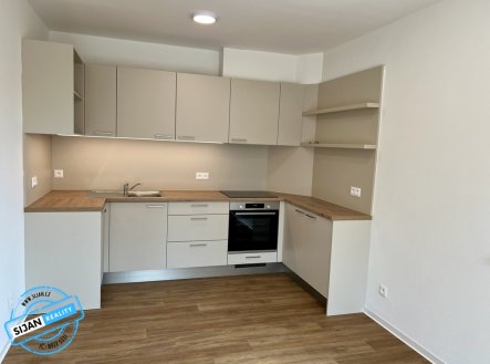 Pronájem bytu, 3+kk, 56 m²