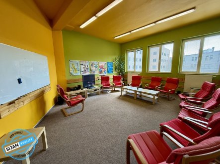 Pronájem kanceláře, 32 m²