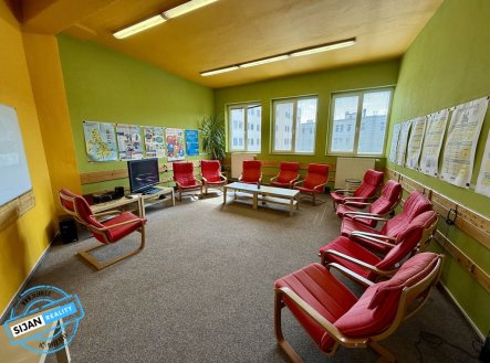 Pronájem kanceláře, 32 m²
