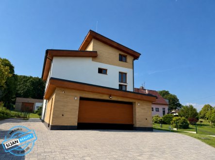 Pronájem bytu, 3+kk, 79 m²
