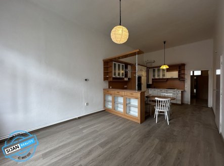 Pronájem bytu, 3+kk, 84 m²