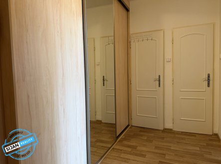 Pronájem bytu, 1+1, 40 m²