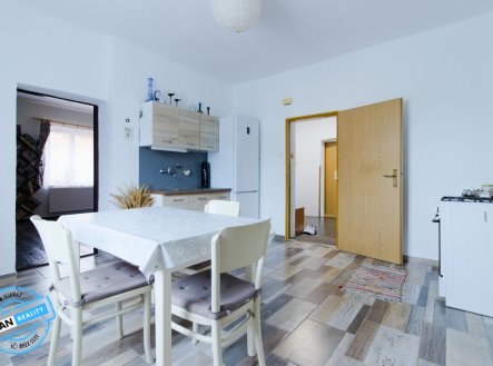 Prodej bytu, 2+1, 60 m²