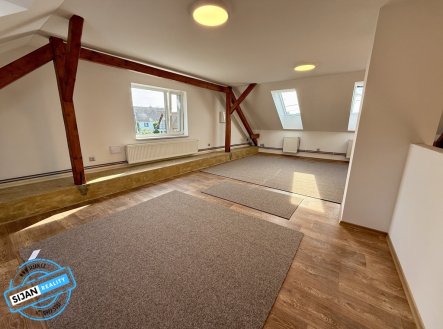 Pronájem bytu, 2+kk, 105 m²