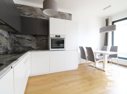 Pronájem bytu, 2+kk, 69 m²
