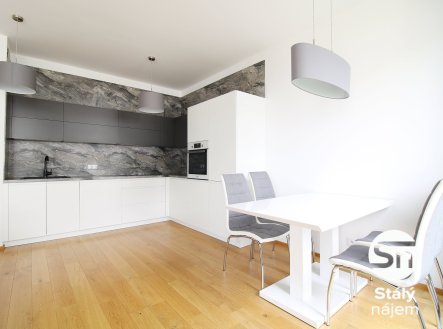 Pronájem bytu, 2+kk, 69 m²