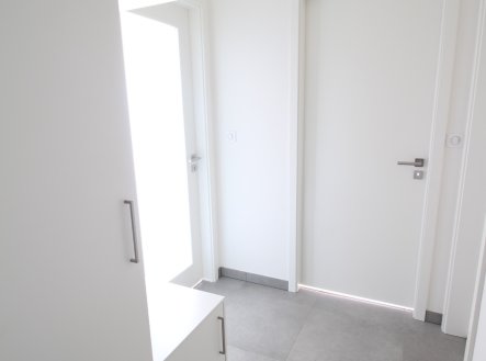 Pronájem bytu, 2+kk, 52 m²