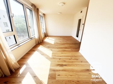 Pronájem bytu, 1+kk, 37 m²