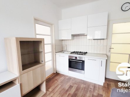 Pronájem bytu, 1+1, 45 m²