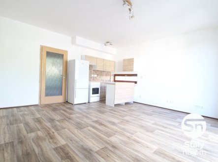 Pronájem bytu, 1+kk, 42 m²