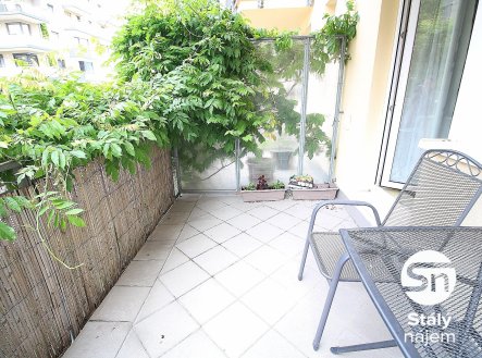 Pronájem bytu, 1+kk, 35 m²