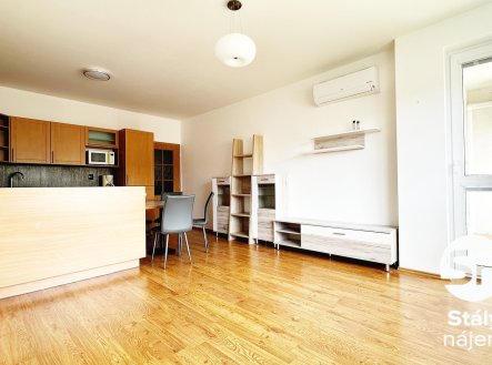 Pronájem bytu, 2+kk, 60 m²