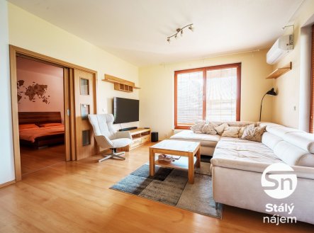 Pronájem bytu, 2+kk, 62 m²