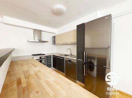 Pronájem bytu, 3+kk, 81 m²