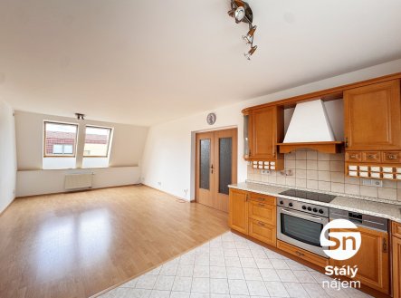 Pronájem bytu, 3+kk, 80 m²