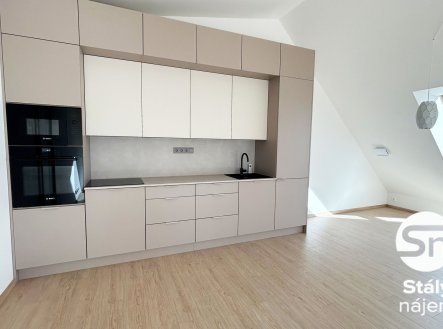 Pronájem bytu, 2+kk, 85 m²