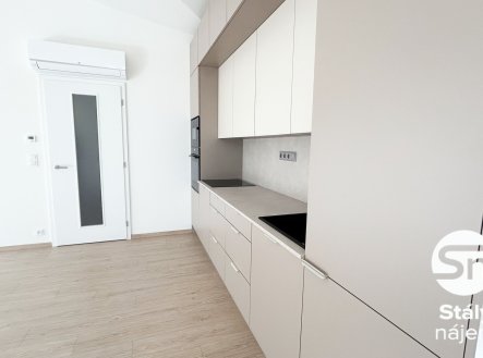 Pronájem bytu, 2+kk, 85 m²