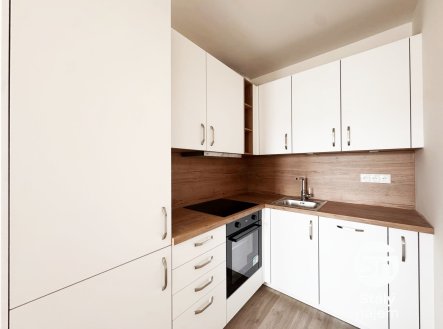 Pronájem bytu, 2+kk, 48 m²