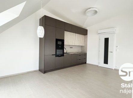 Pronájem bytu, 2+kk, 85 m²