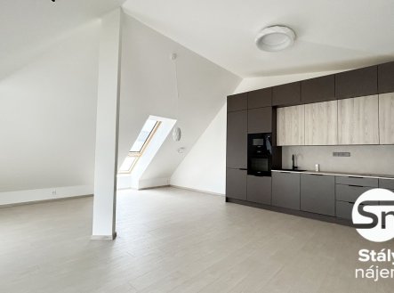 Pronájem bytu, 2+kk, 85 m²