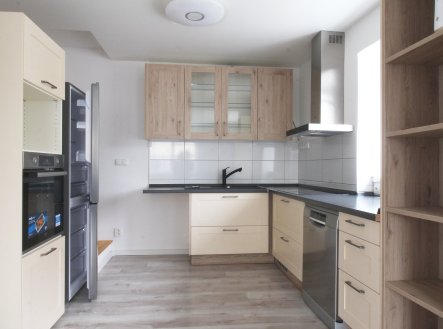 Pronájem bytu, 4+kk, 86 m²