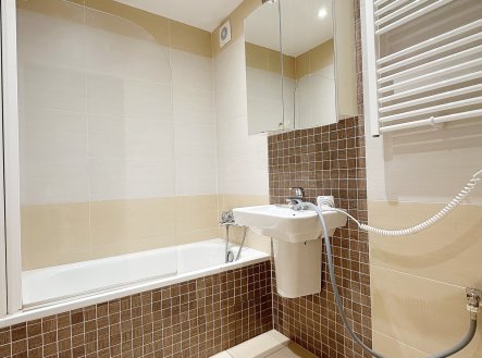 Pronájem bytu, 2+kk, 49 m²