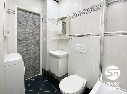Pronájem bytu, 1+kk, 32 m²