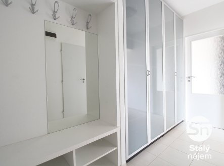 Pronájem bytu, 2+1, 52 m²