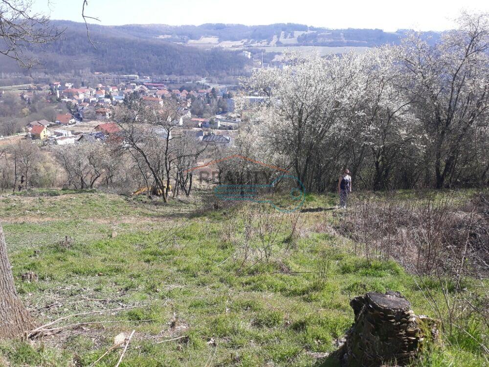 Prodej tří pozemku Vráž u Berouna