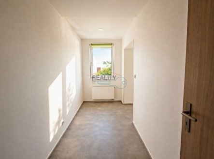 Pronájem bytu, 2+1, 70 m²