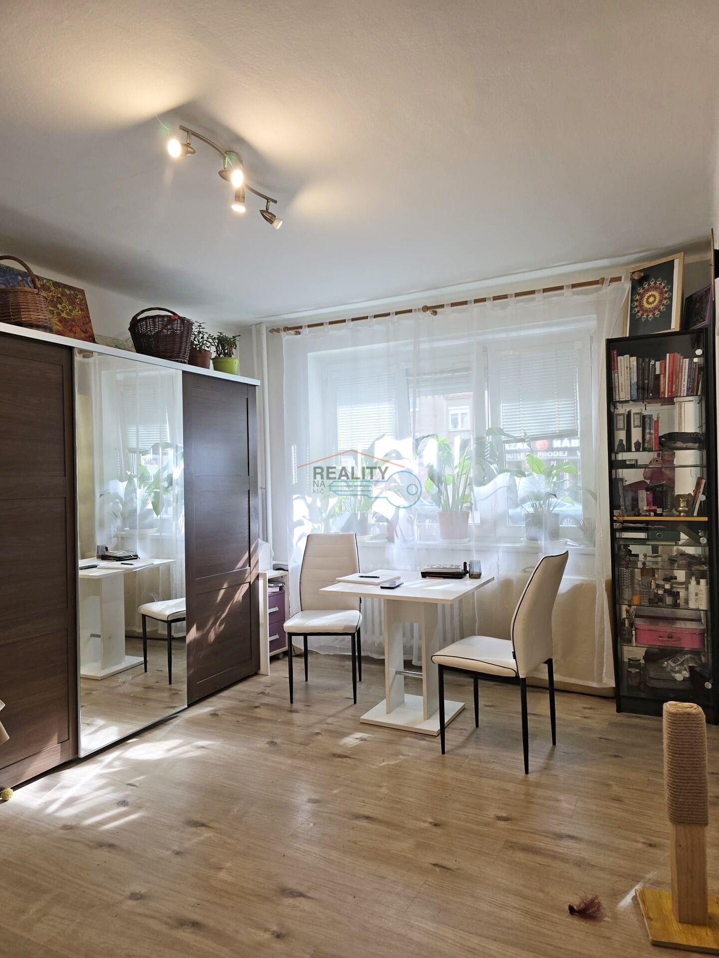 Prodej bytu 1+1, 26 m², sklep, Praha 9 – Sokolovská