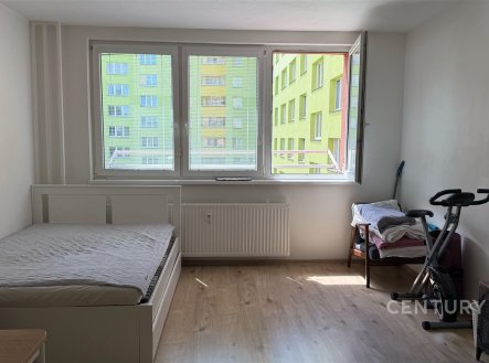 Pronájem bytu, 1+kk, 33 m²