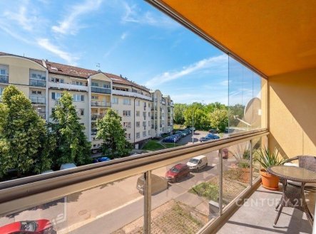Prodej bytu, 4+kk, 98 m²