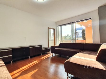 Pronájem bytu, 3+kk, 95 m²
