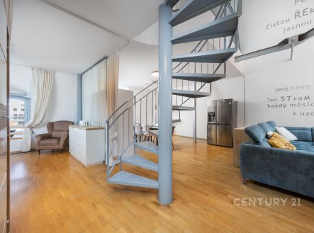 Pronájem bytu, 3+kk, 146 m²