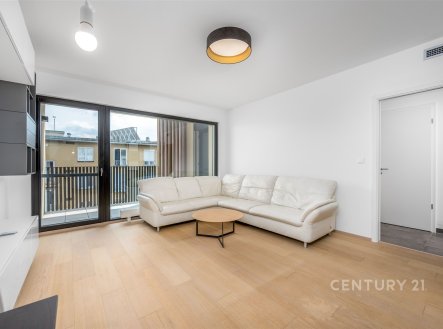 Pronájem bytu, 2+kk, 71 m²