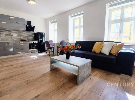 Pronájem bytu, 1+kk, 36 m²