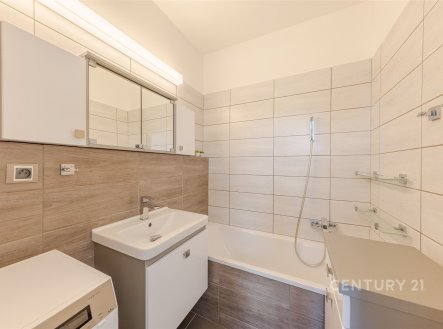 Prodej bytu, 4+1, 79 m²