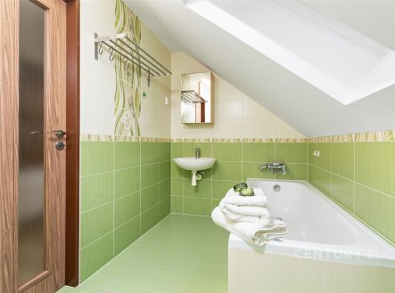Pronájem bytu, 2+1, 88 m²