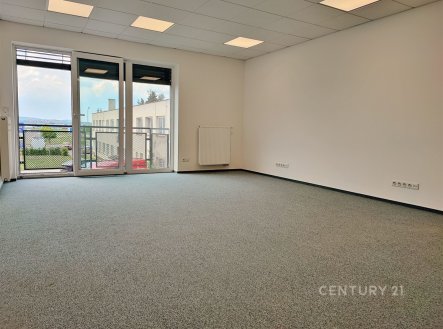 Pronájem kanceláře, 80 m²