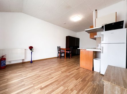 Pronájem bytu, 2+kk, 35 m²