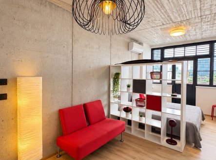 Pronájem bytu, 1+kk, 38 m²