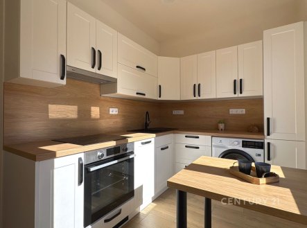 Pronájem bytu, 2+1, 52 m²
