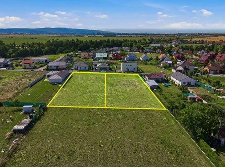 Prodej pozemku pro bydlení, 4 033 m²