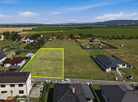 Prodej pozemku pro bydlení, 2 017 m²