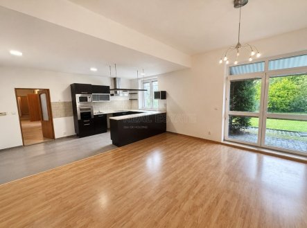 Prodej bytu, 3+kk, 105 m²