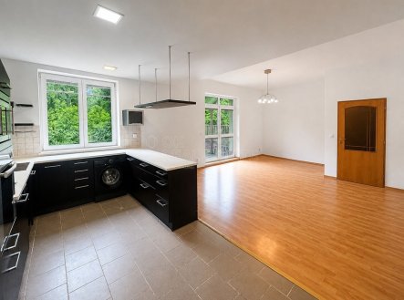 Prodej bytu, 3+kk, 105 m²