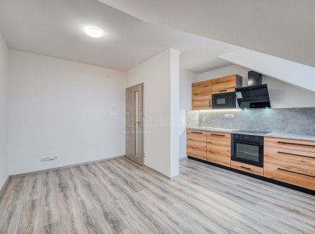 Pronájem bytu, 2+kk, 50 m²