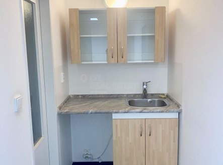 Pronájem kanceláře, 78 m²